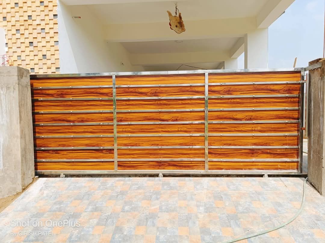 Custom steel gate fabrication in Mahabubnagar